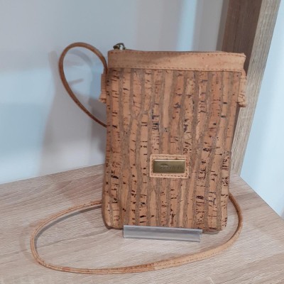 Pochette Téléphone en liège...